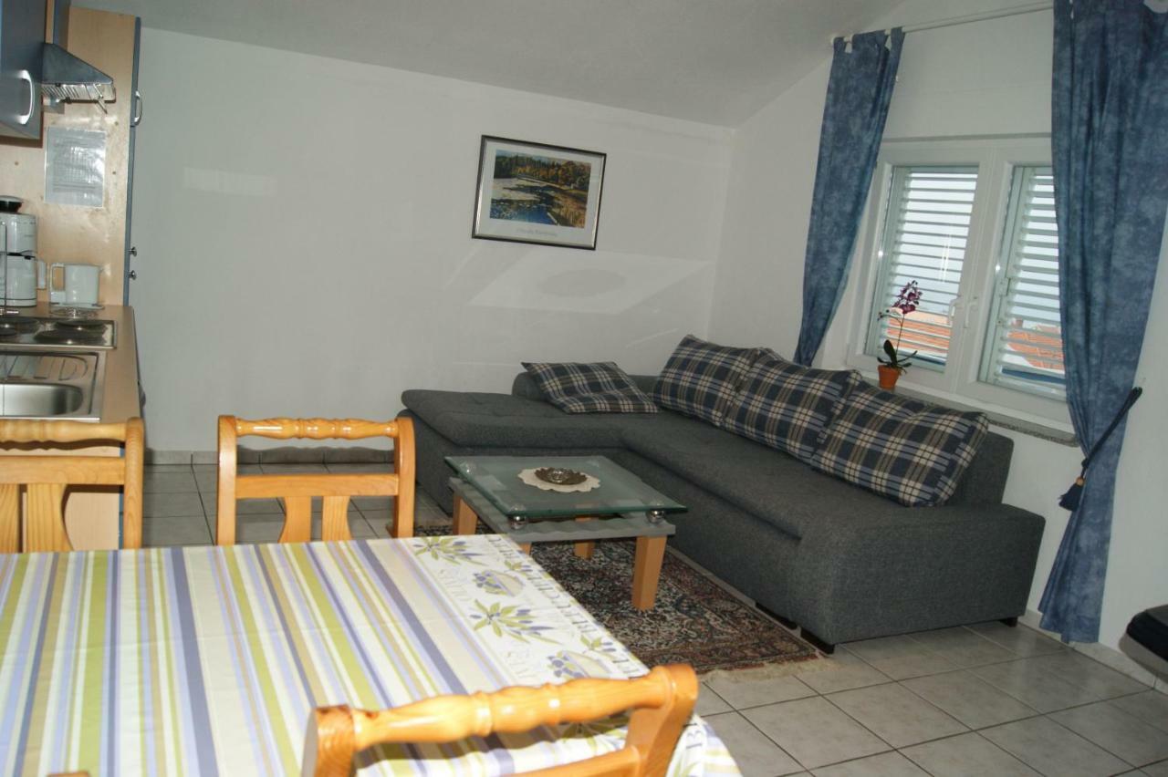 J&D Apartment Dobropoljana Luaran gambar